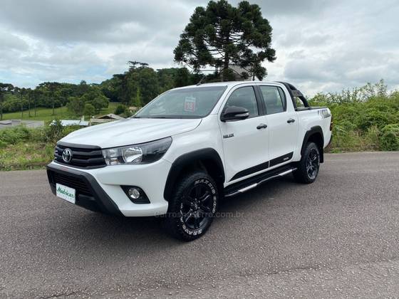 TOYOTA HILUX 2.8 SR CHALLENGE 4X4 CD 16V DIESEL 4P AUTOMÁTICO TOYOTA HILUX 2.8 SR CHALLENGE 4X4 CD 16V DIESEL 4P AUTOMÁTICO